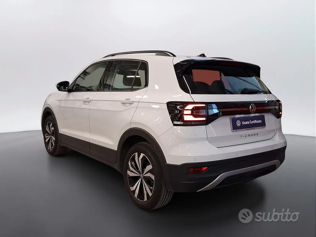 Volkswagen T-Cross 2023 photo 2