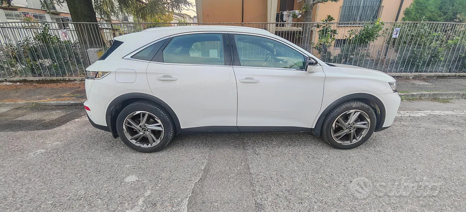 DS Automobiles Ds 7 2019 photo 4