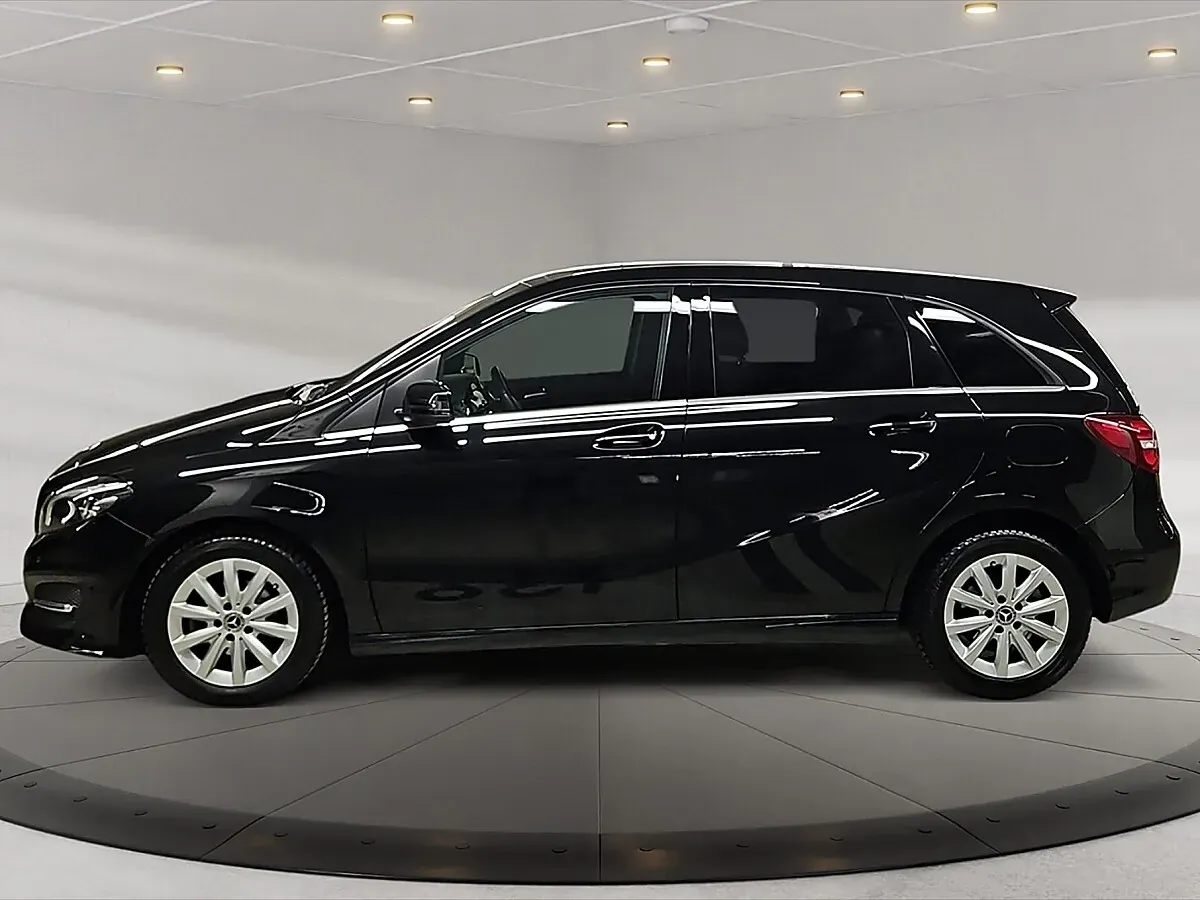 Mercedes-Benz B-Class 2017 photo 2