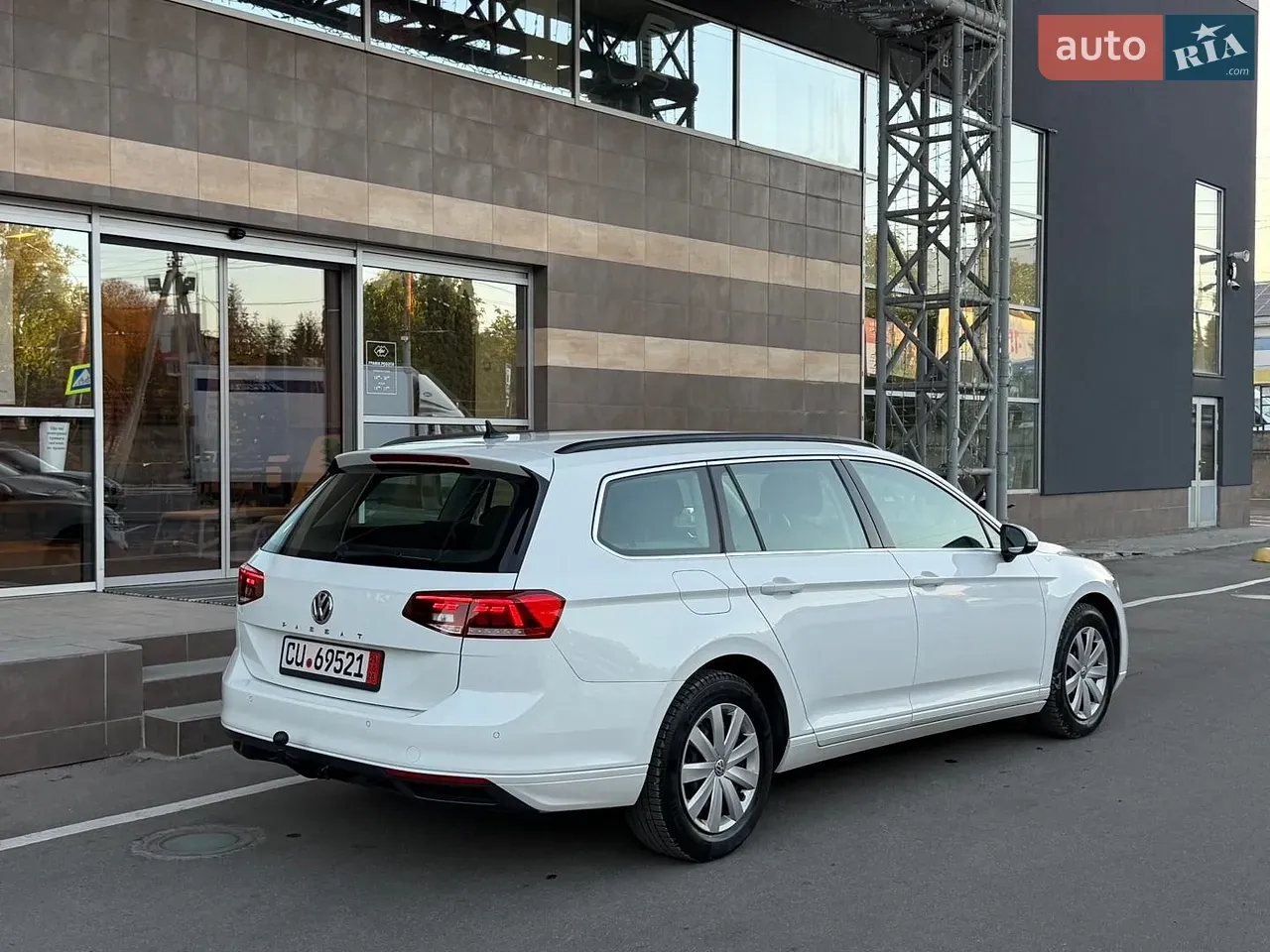 Volkswagen Passat 2020 photo 4