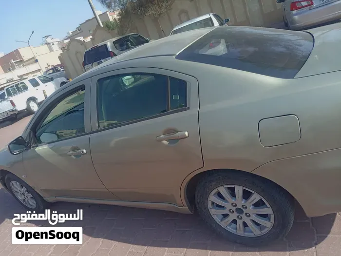 Mitsubishi Galant 2011 photo 5