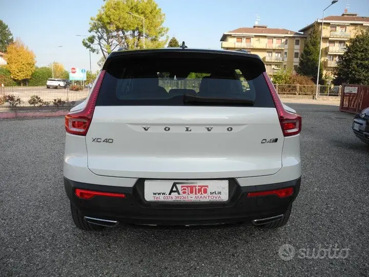 Volvo Xc40 2019 photo 4