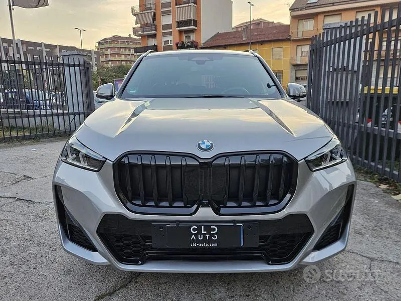 BMW X1 2024 photo 2