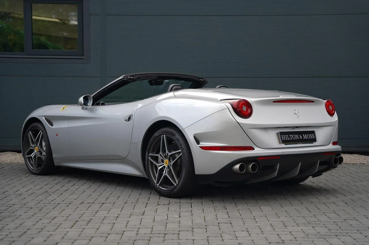 Ferrari California 2015 photo 2