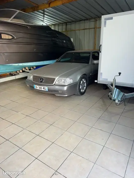 Mercedes-Benz 300
