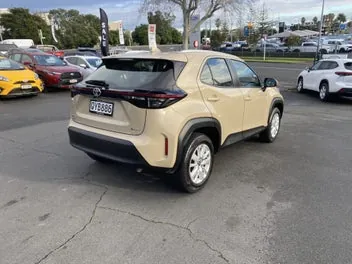 Toyota Yaris Cross 2024 photo 2