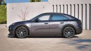 Porsche Macan 2025 photo 3