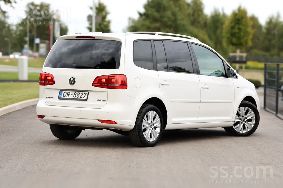 Volkswagen Touran 2013 photo 4