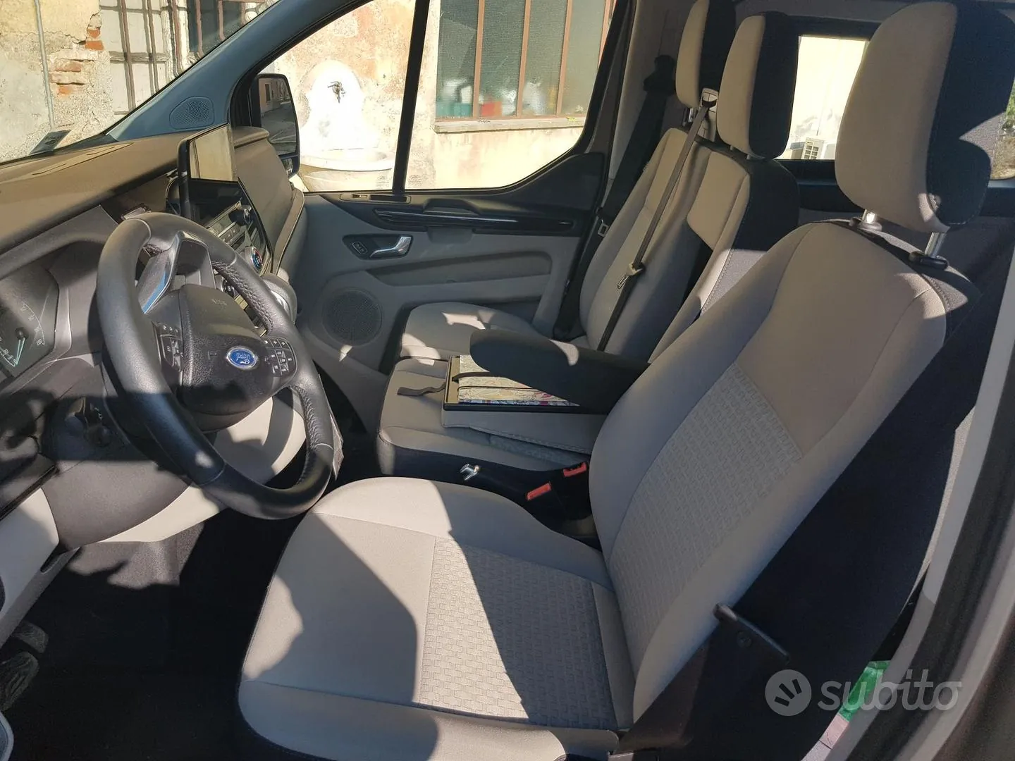 Ford Tourneo Custom 2019 photo 4