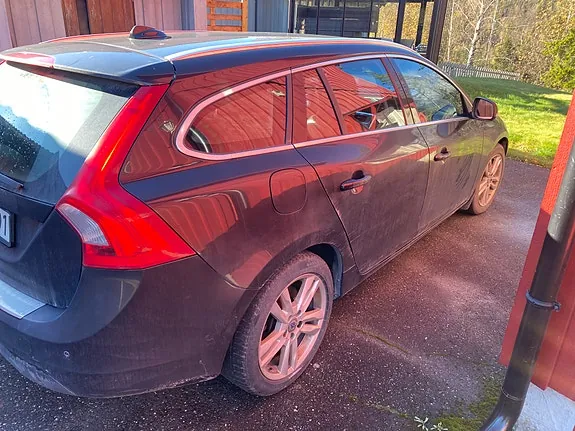 Volvo V60 2012 photo 3