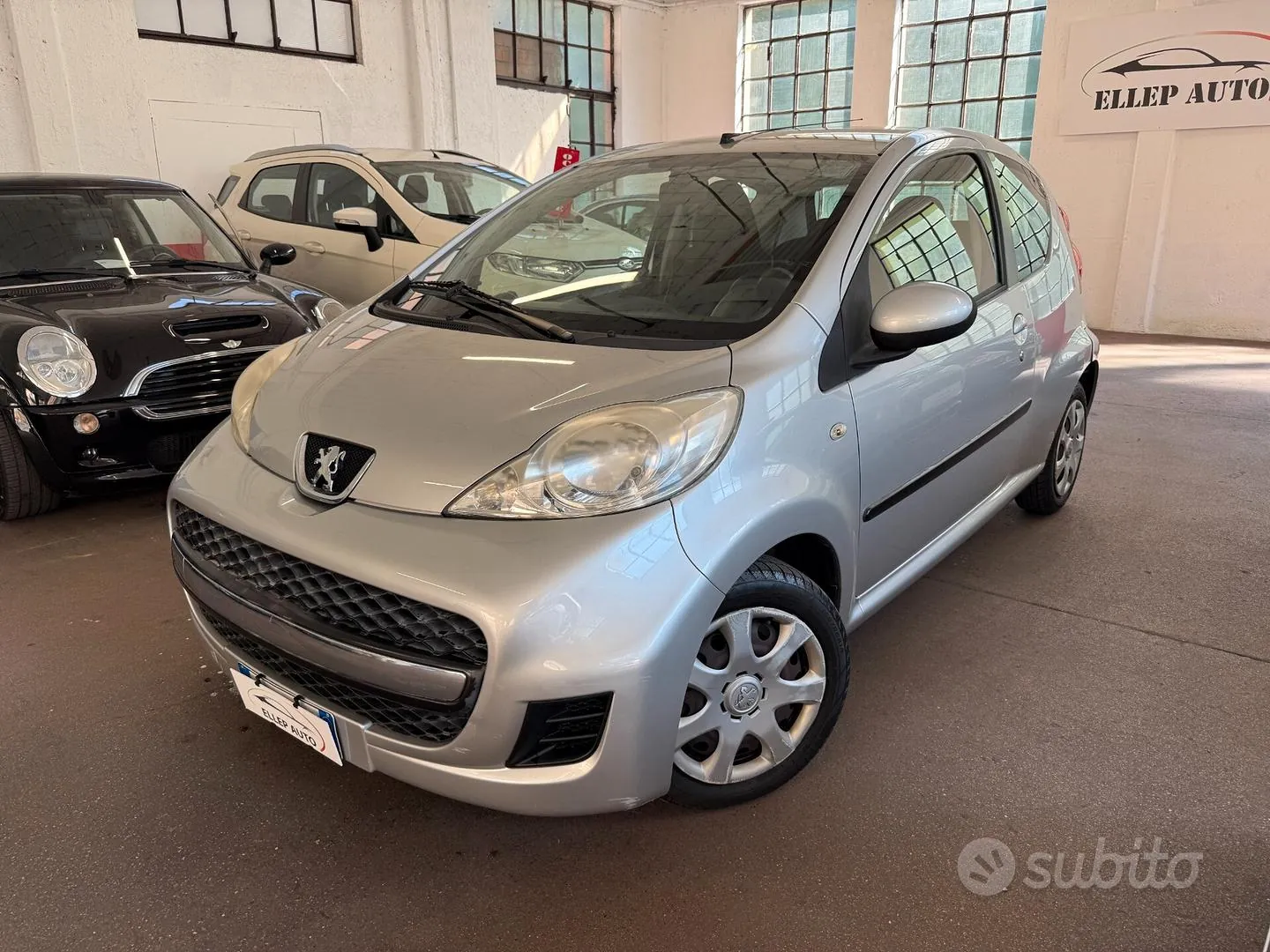 Peugeot 107 2010 photo 2