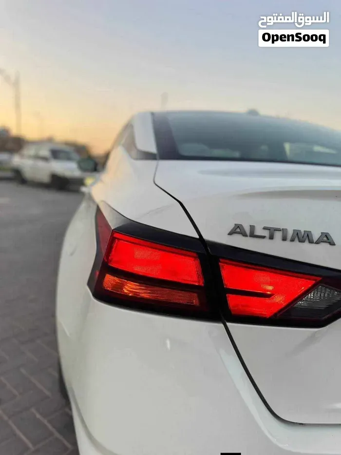 Nissan Altima 2025 photo 2