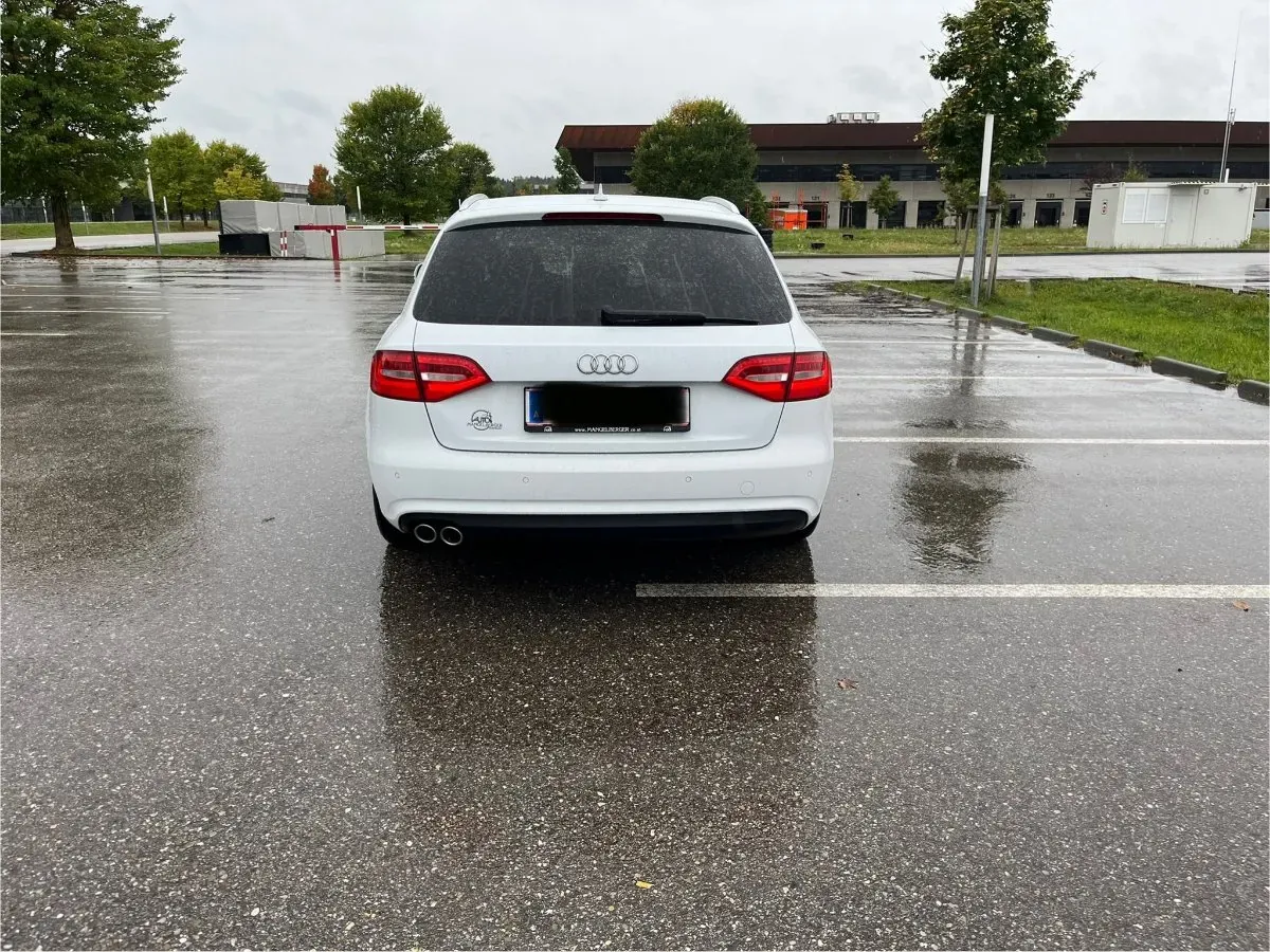 Audi A4 2013 photo 3