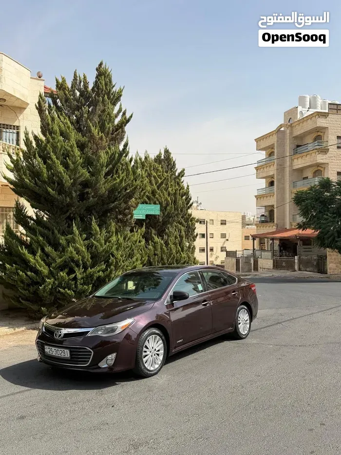 Toyota Avalon 2014 photo 2