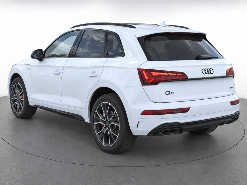 Audi Q5 2024 photo 3