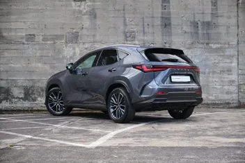 Lexus Nx 450H+ 2026 photo 3