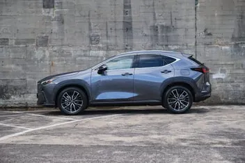 Lexus Nx 450H+ 2026 photo 4