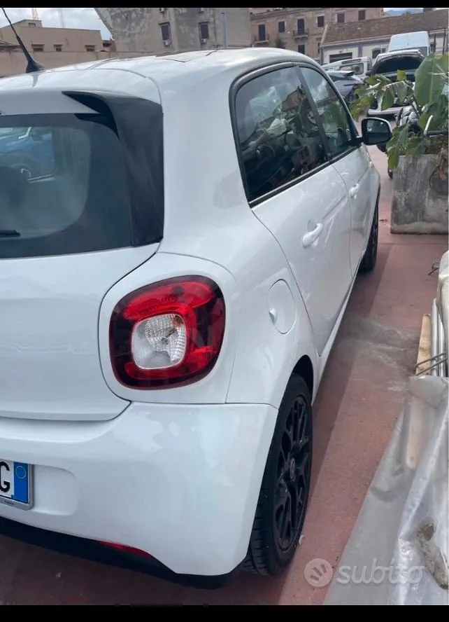 Smart Forfour 2019 photo 3