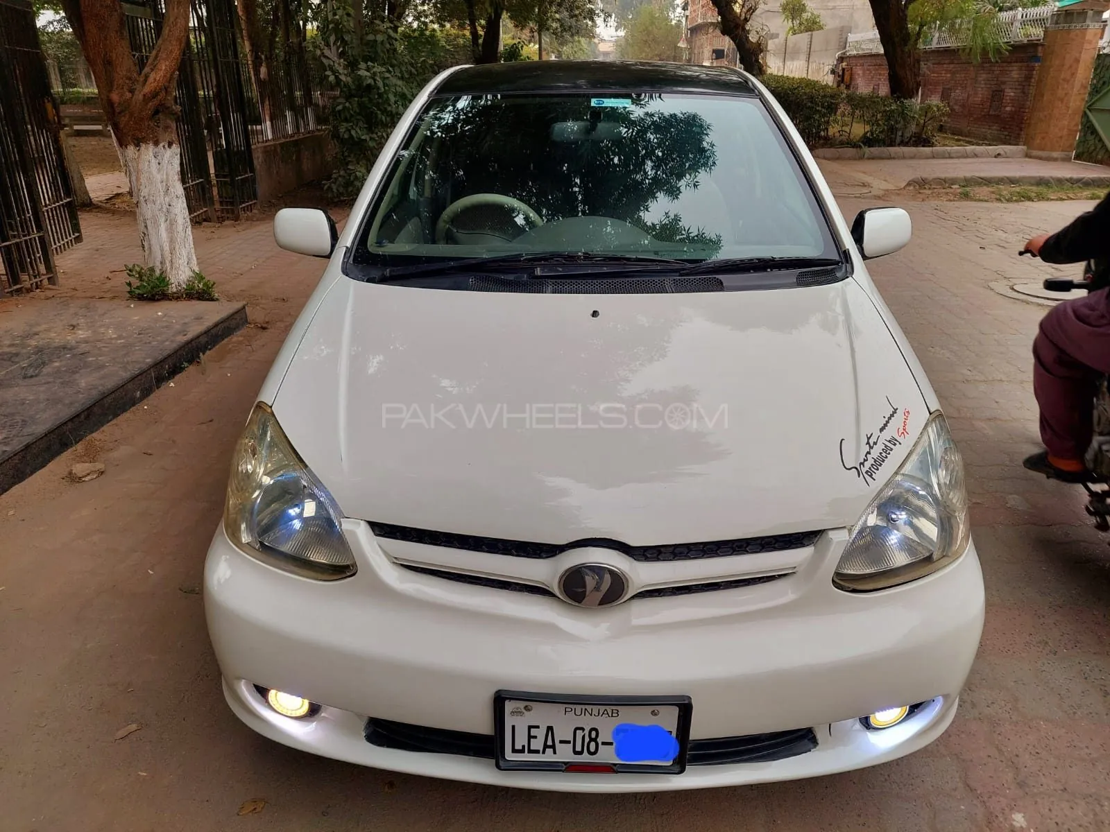 Toyota Platz