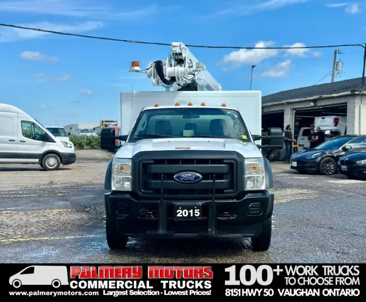Ford F-550 2015 photo 4