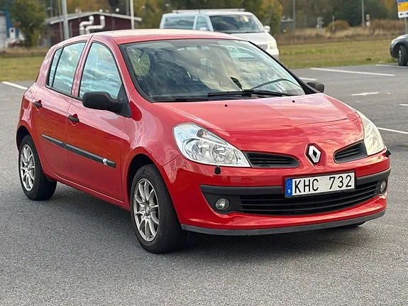 Renault Clio 2007 photo 3