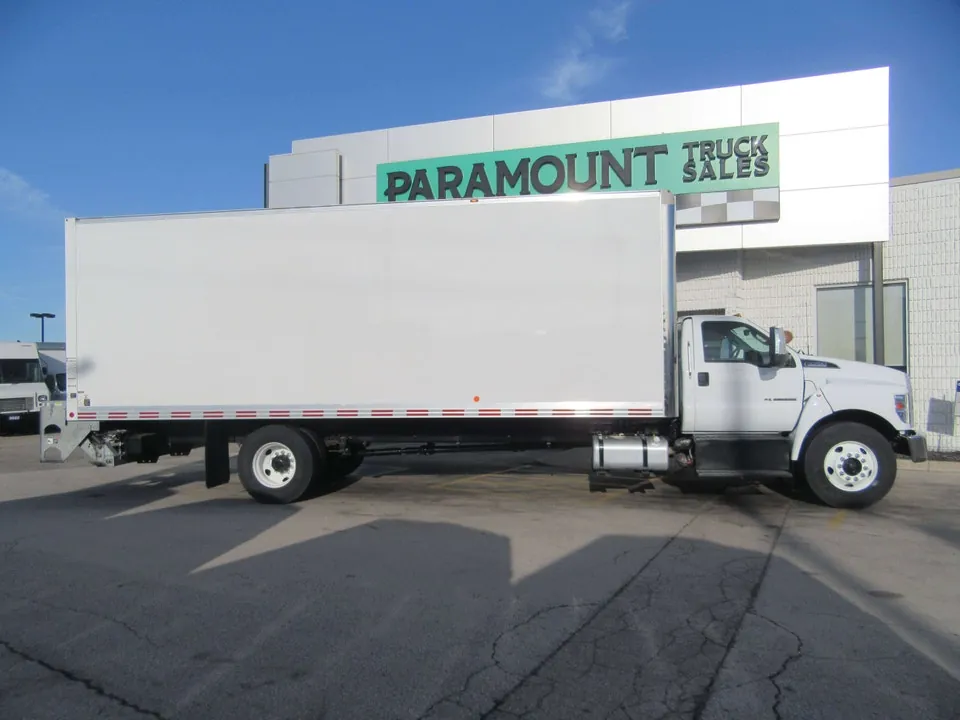 Ford F-750 2024 photo 2