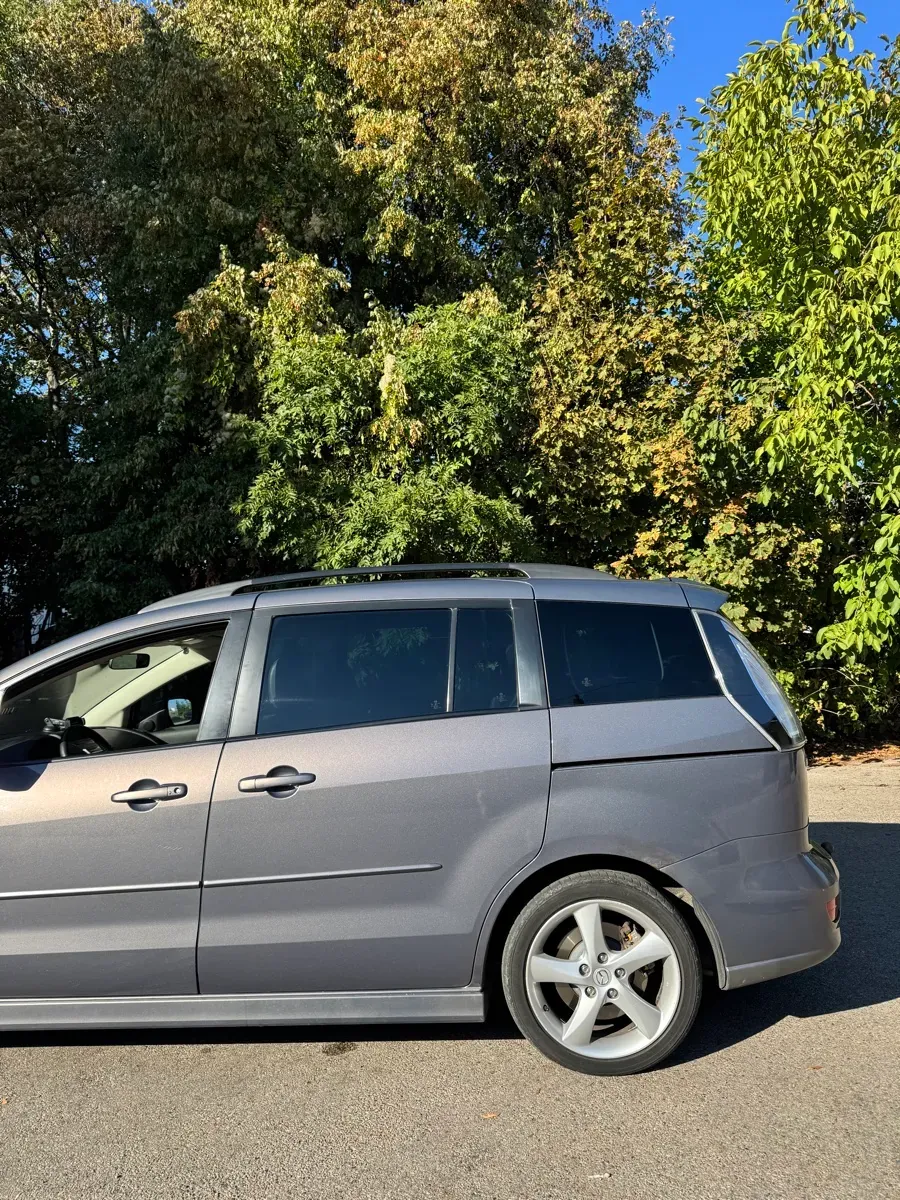 Mazda Mazda5 2009 photo 3
