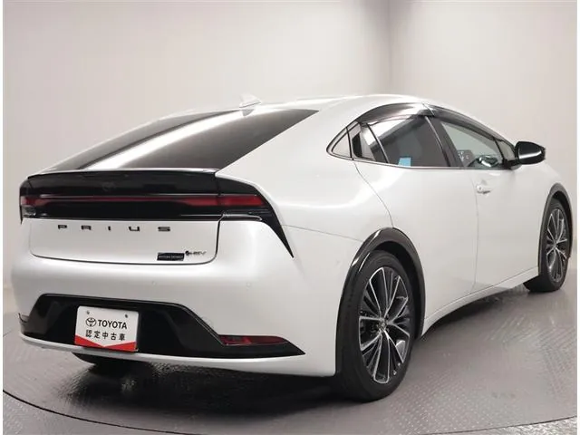 Toyota Prius 2023 photo 3