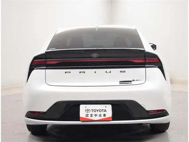Toyota Prius 2023 photo 4