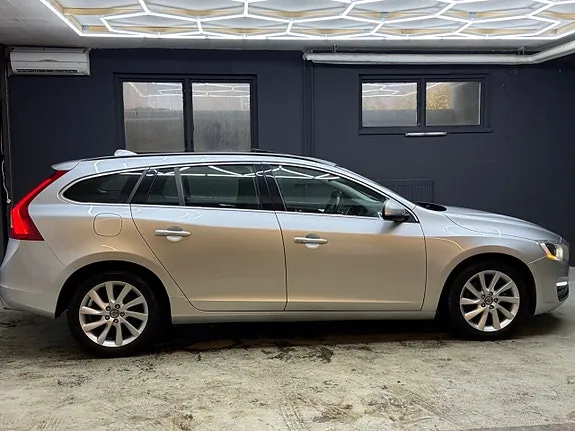 Volvo V60 2014 photo 5