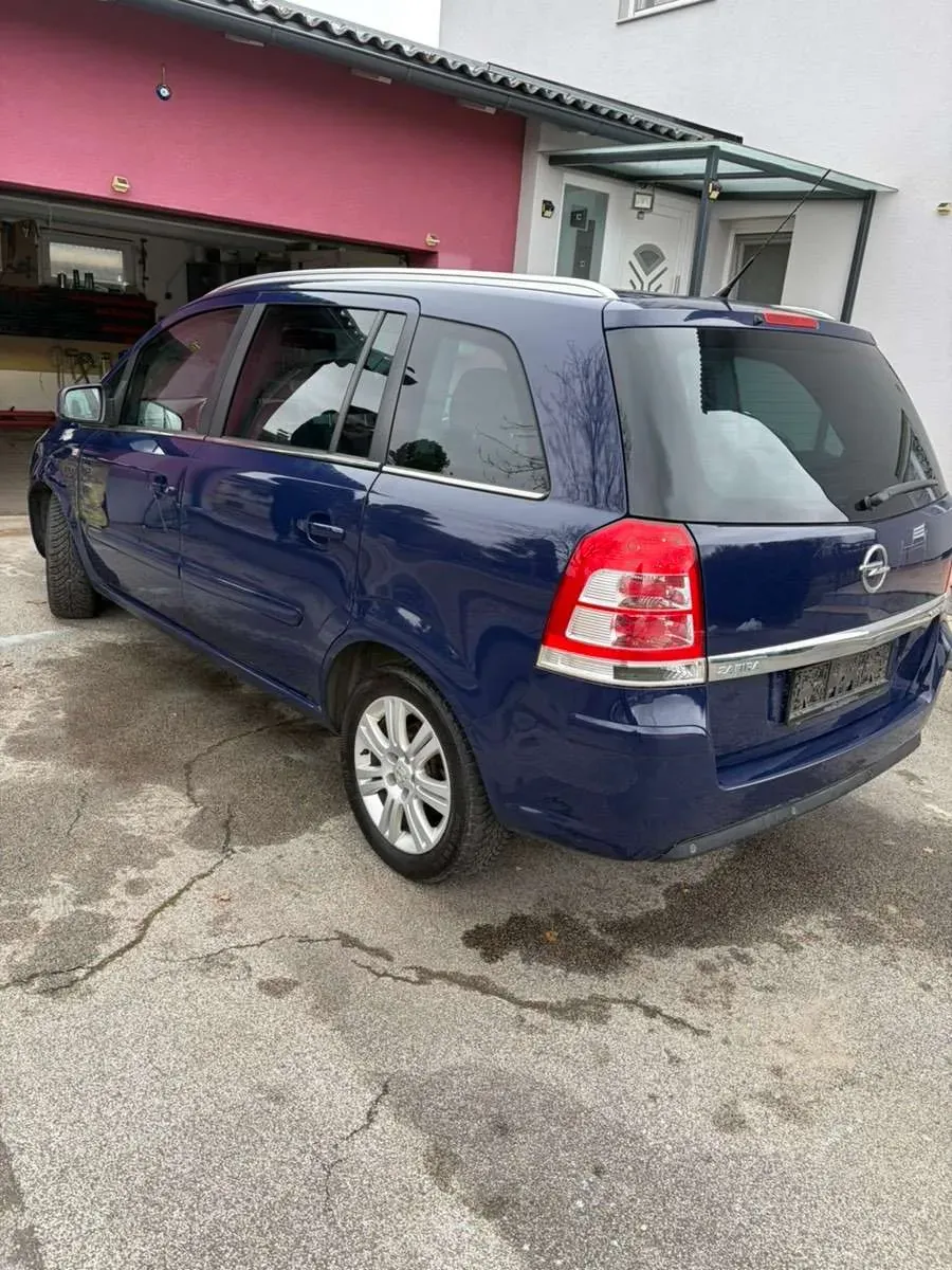 Opel Zafira 2013 photo 3
