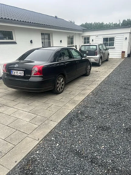 Toyota Avensis 2007 photo 2