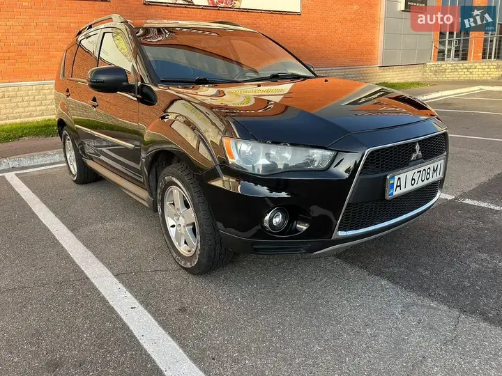 Mitsubishi Outlander Xl