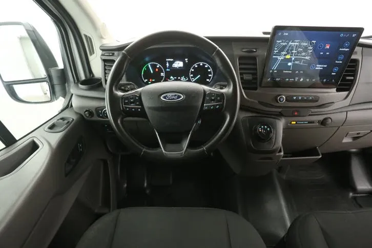 Ford E-Transit 2022 photo 2