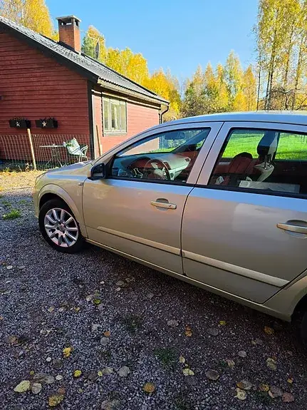 Opel Astra 2005 photo 2
