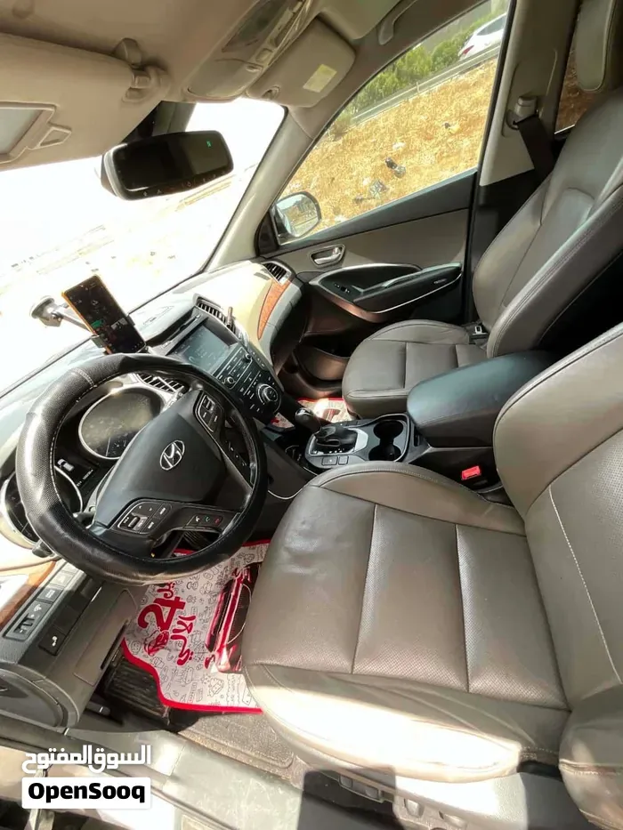 Hyundai Santa Fe 2018 photo 2