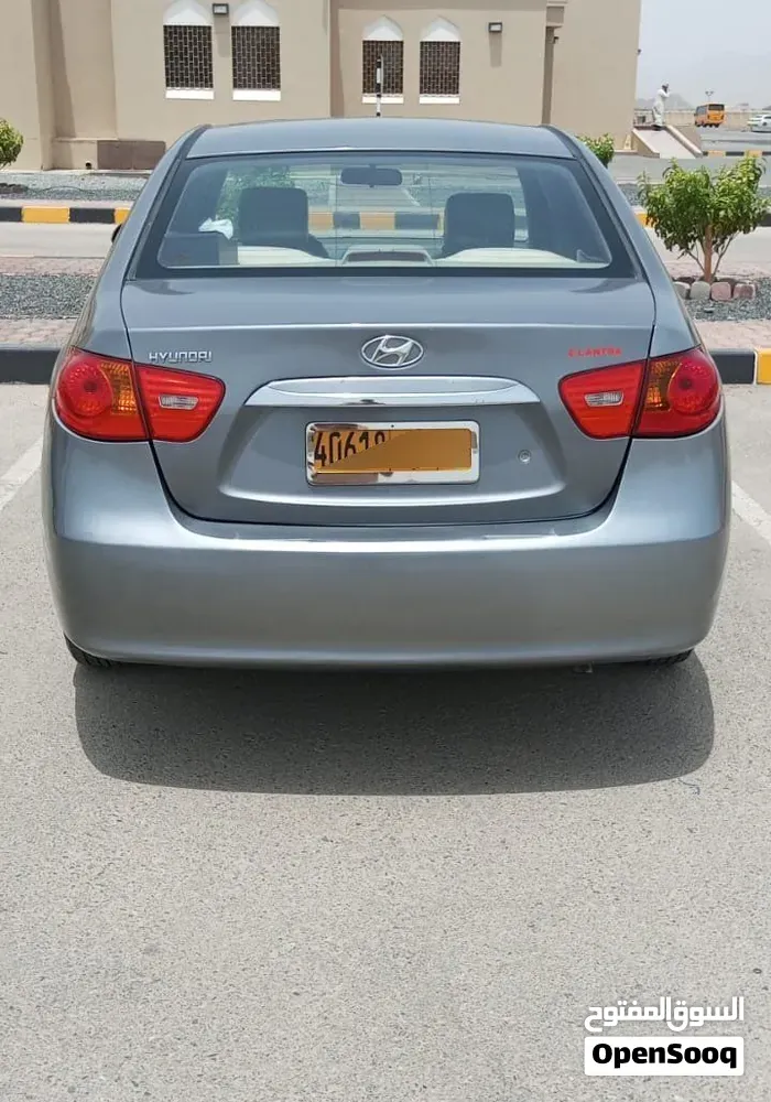 Hyundai Elantra 2011 photo 3