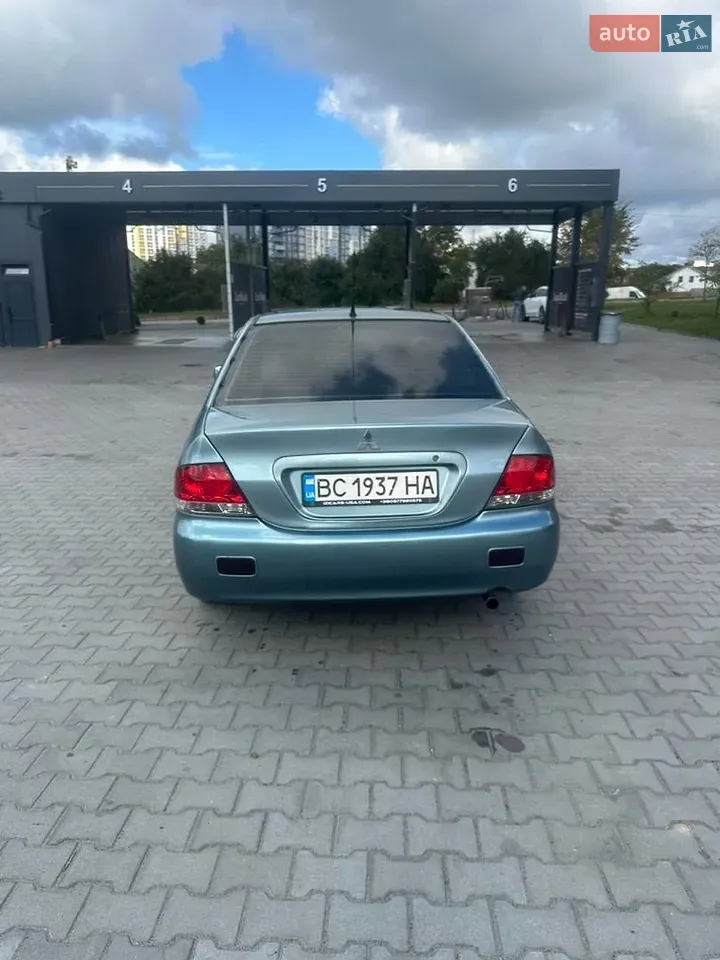 Mitsubishi Lancer 2006 photo 4