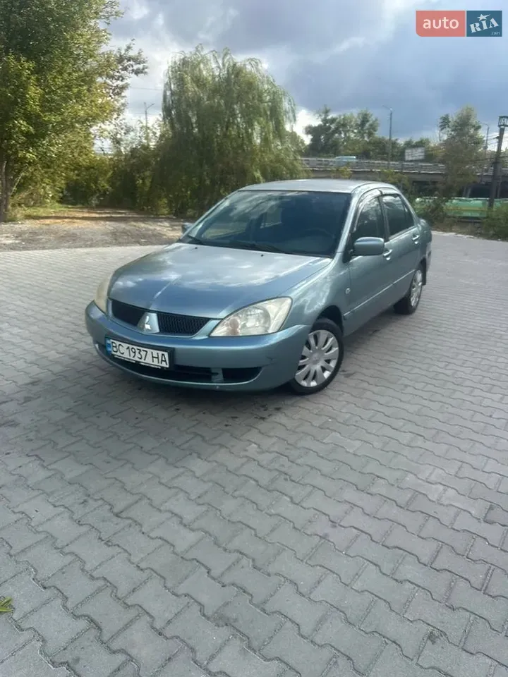 Mitsubishi Lancer