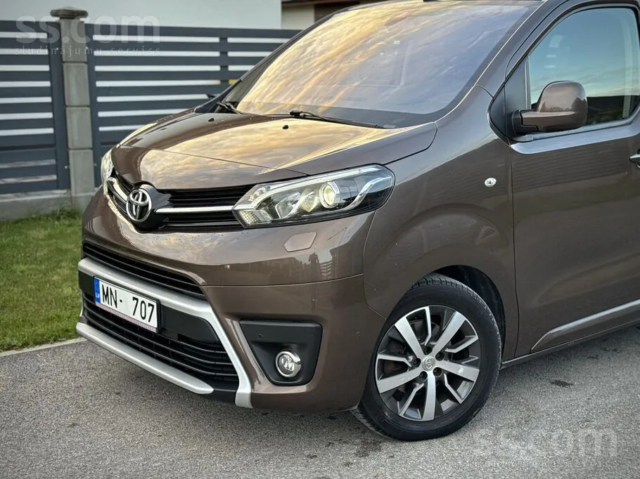 Toyota Proace 2018 photo 2