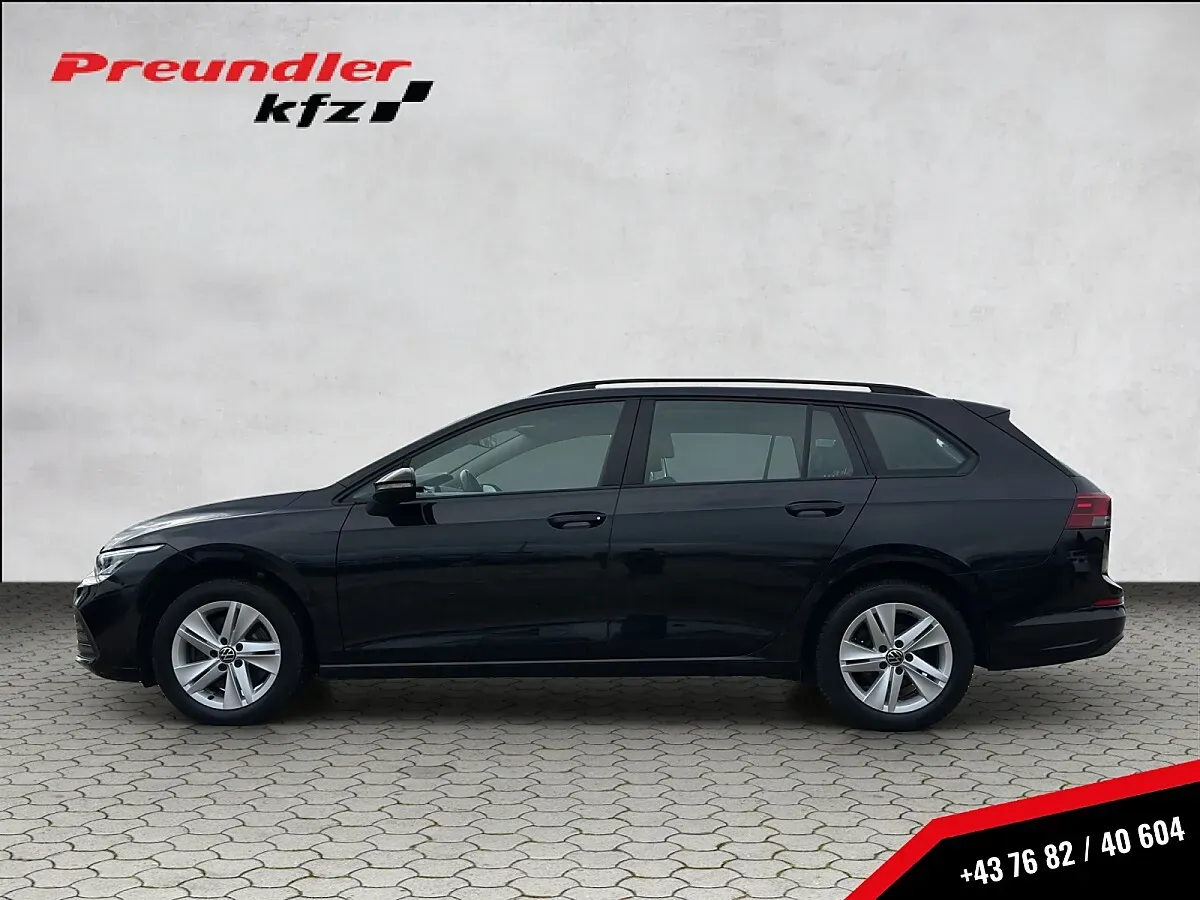 Volkswagen Golf 2022 photo 2