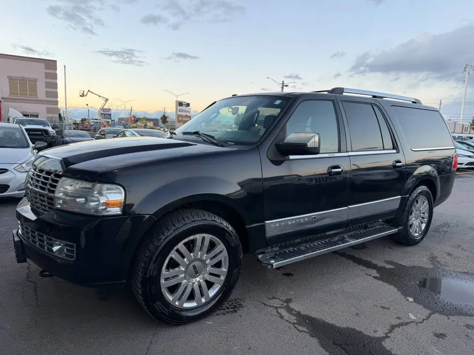 Lincoln Navigator 2013 photo 4