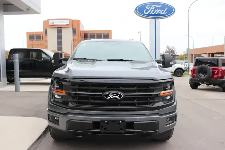 Ford F-150 2026 photo 2