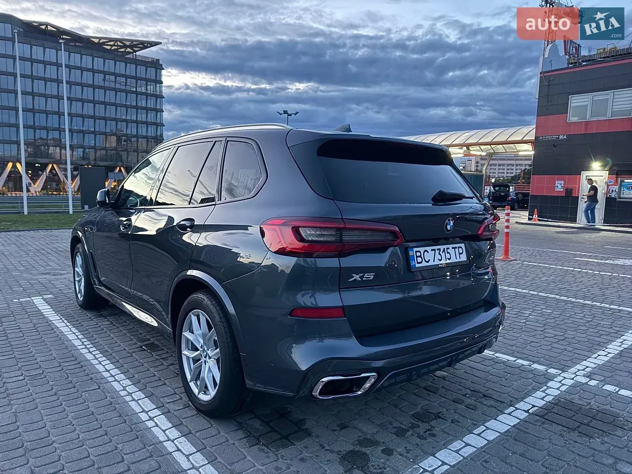 BMW X5 2019 photo 3