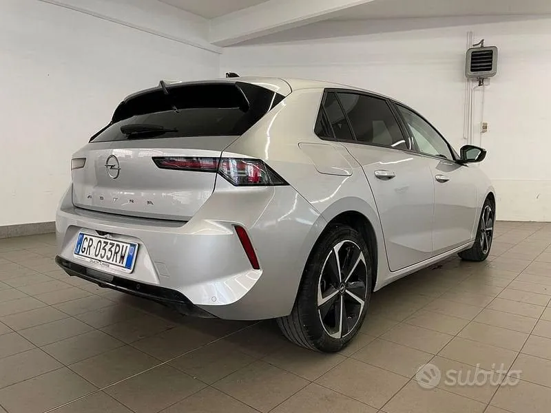 Opel Astra 2023 photo 5