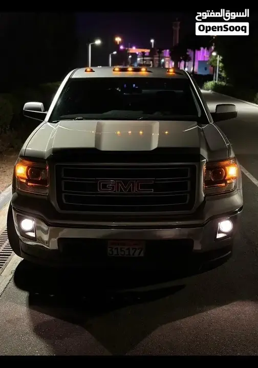 GMC Sierra 2014 photo 2