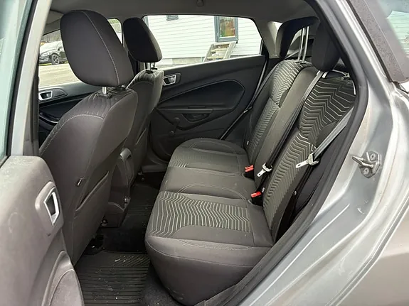 Ford Fiesta 2013 photo 5