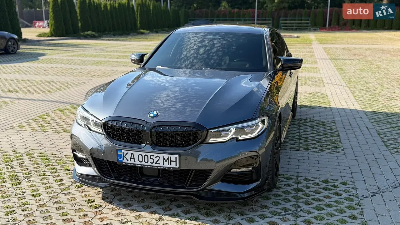 BMW 3 Series 2018 photo 5