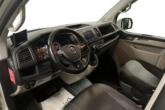 Volkswagen Transporter 2018 photo 5