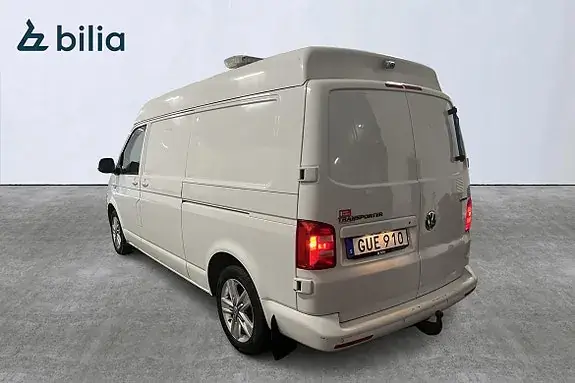 Volkswagen Transporter 2018 photo 3
